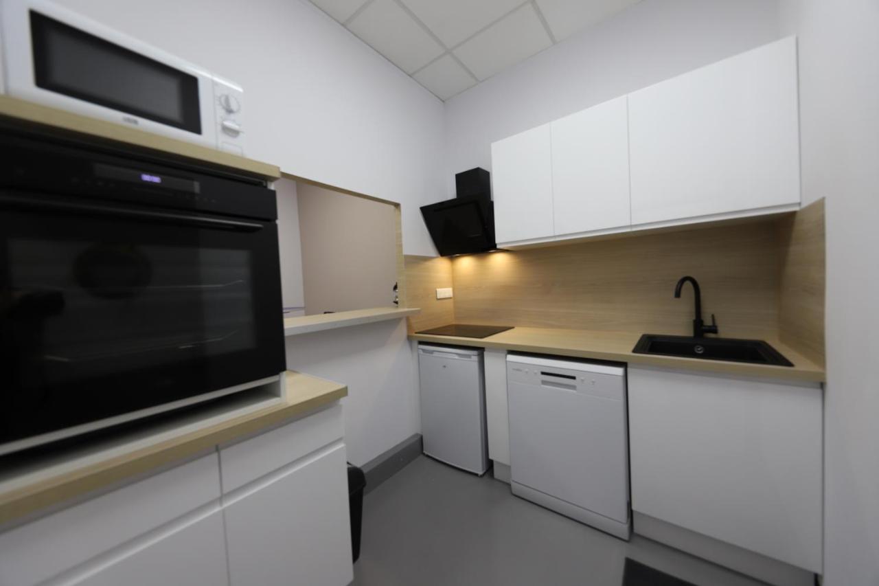 Loft 250M2 Avec Ecran Led Geant De 10M2 Aparthotel Marsilia Exterior foto