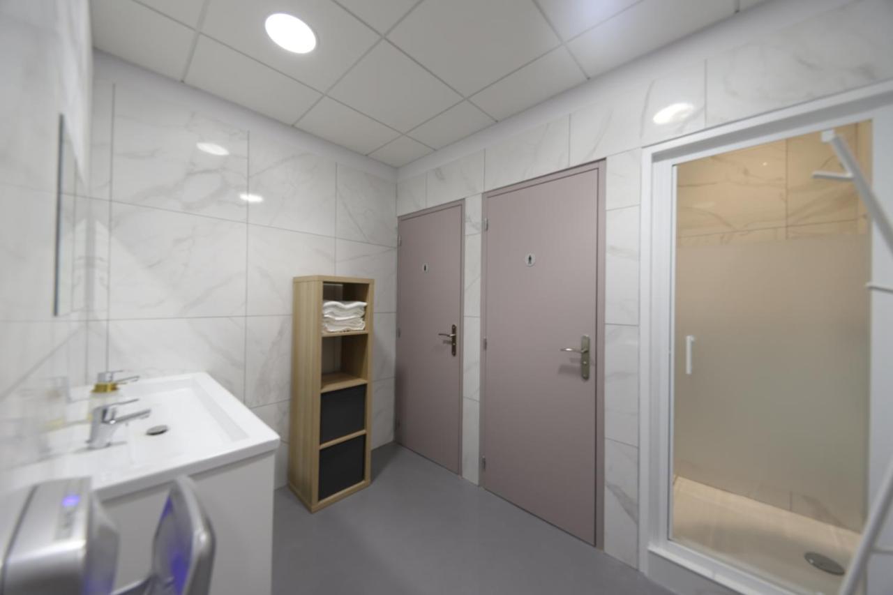 Loft 250M2 Avec Ecran Led Geant De 10M2 Aparthotel Marsilia Exterior foto